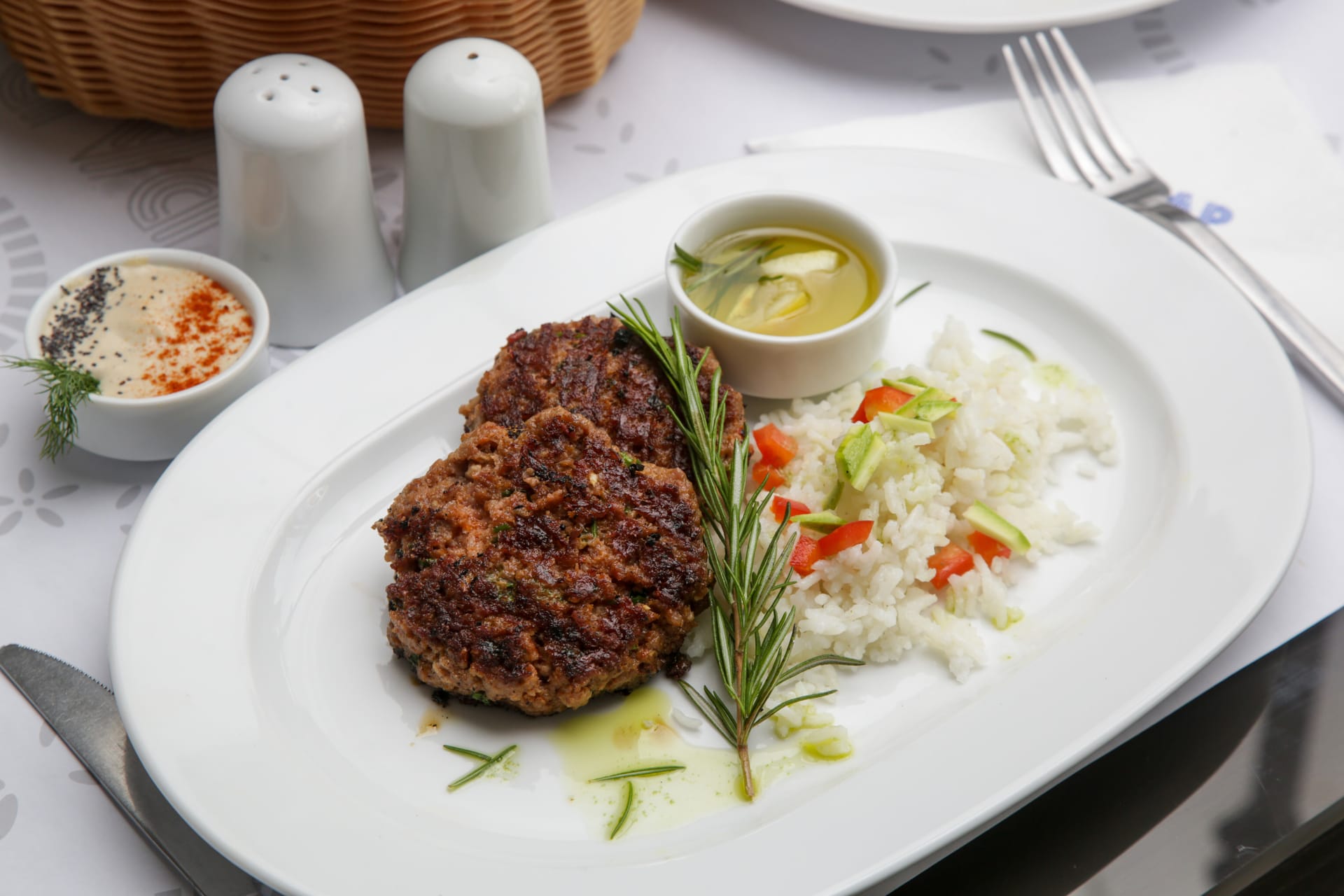 The hotel's on-site restaurant provides a selection of Greek and Mediterranean cuisines, with options available for in-room dining