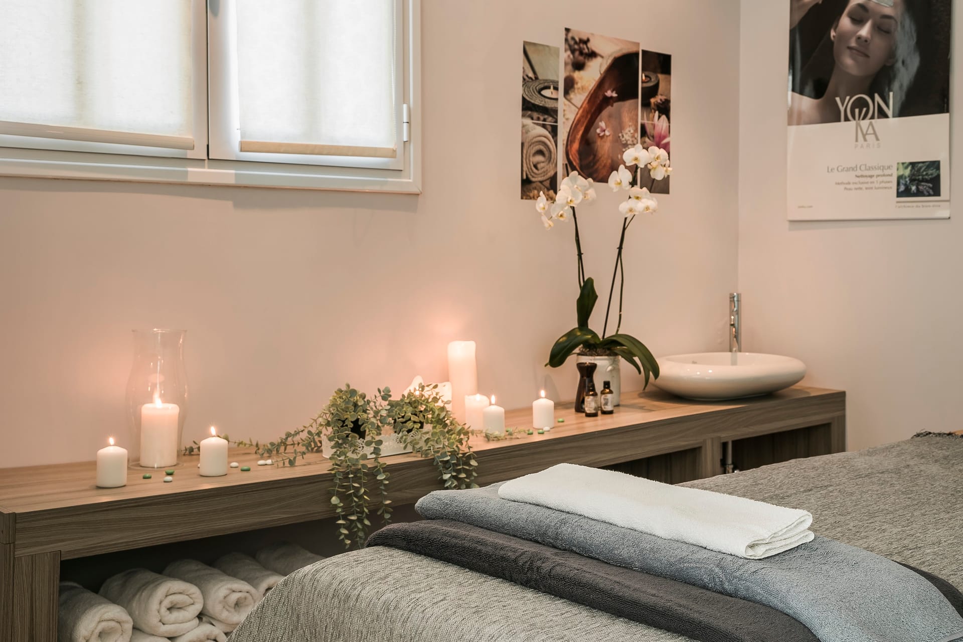 Astra Village Hotel & Suites