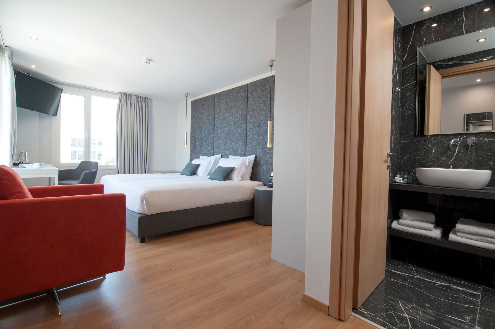 Athenaeum Smart Hotel