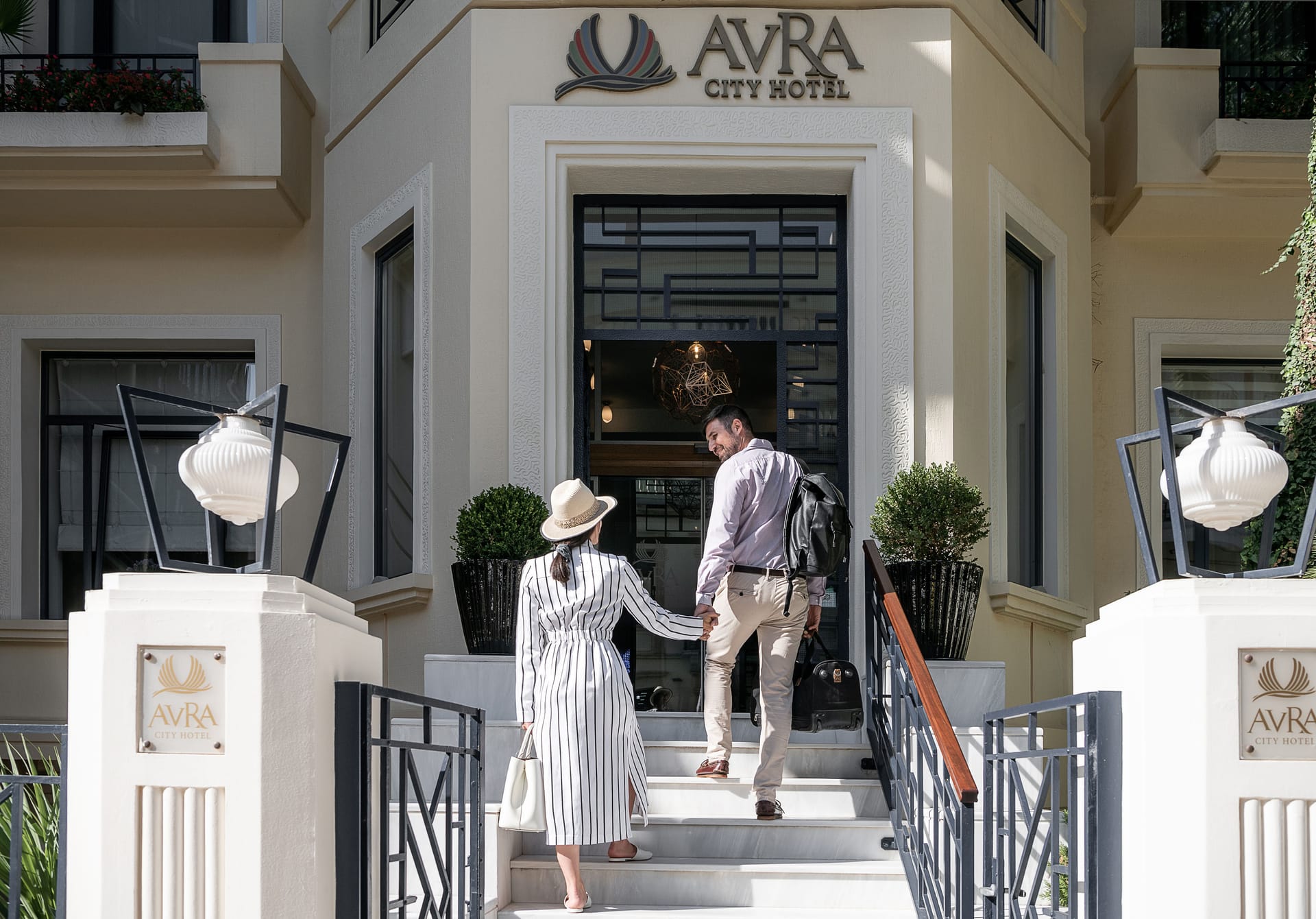 Avra City Hotel