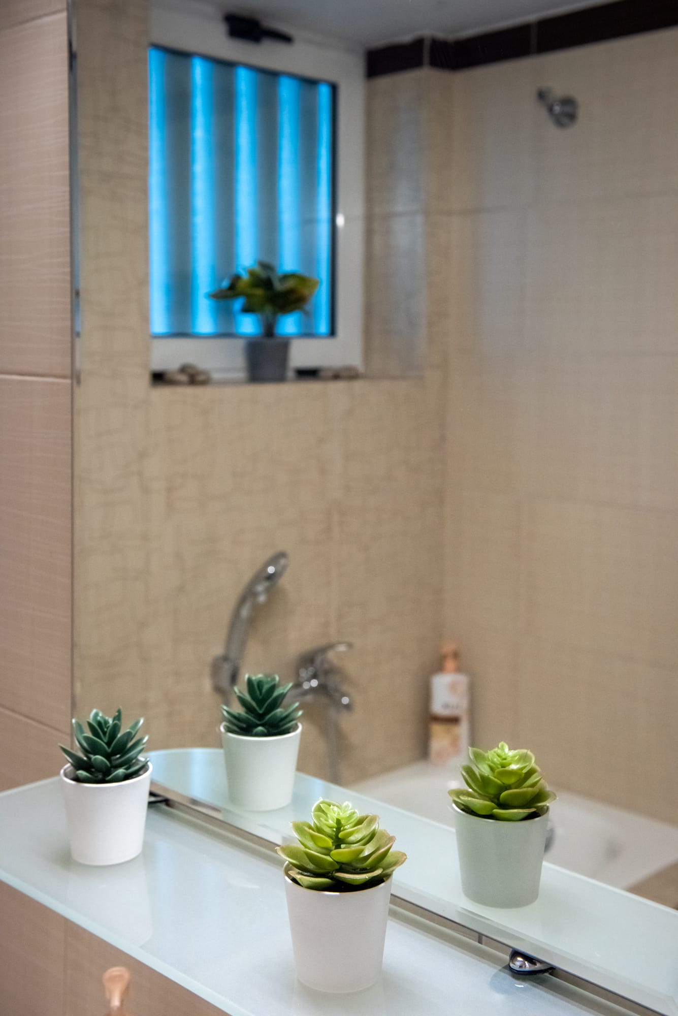 Blue Ark Acropolis Spirit