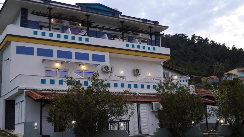 Blue Bay Beach Hotel