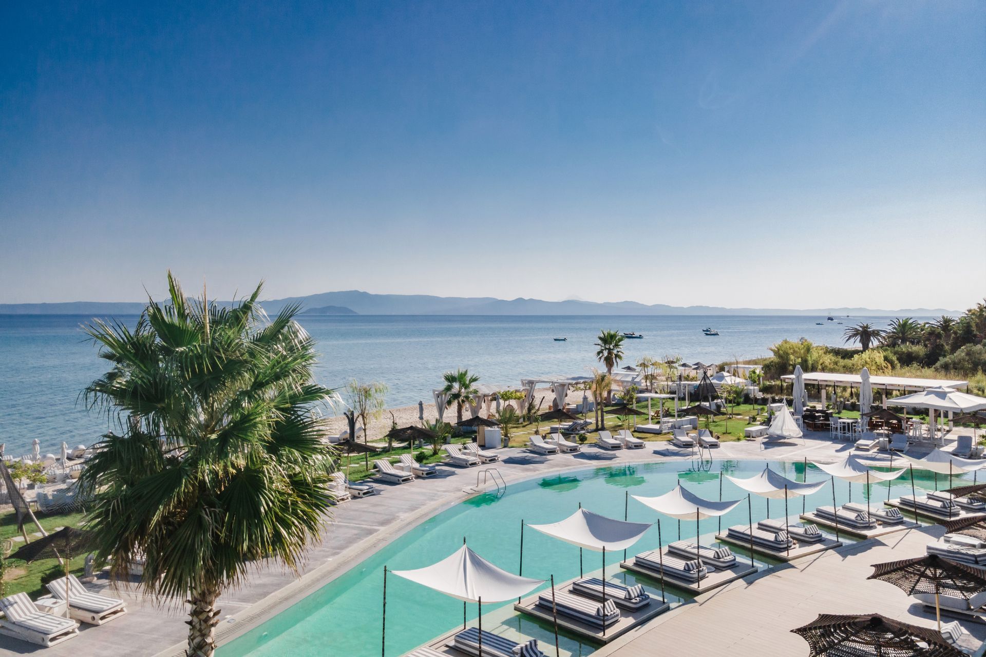 Blue Carpet Luxury Suites Halkidiki