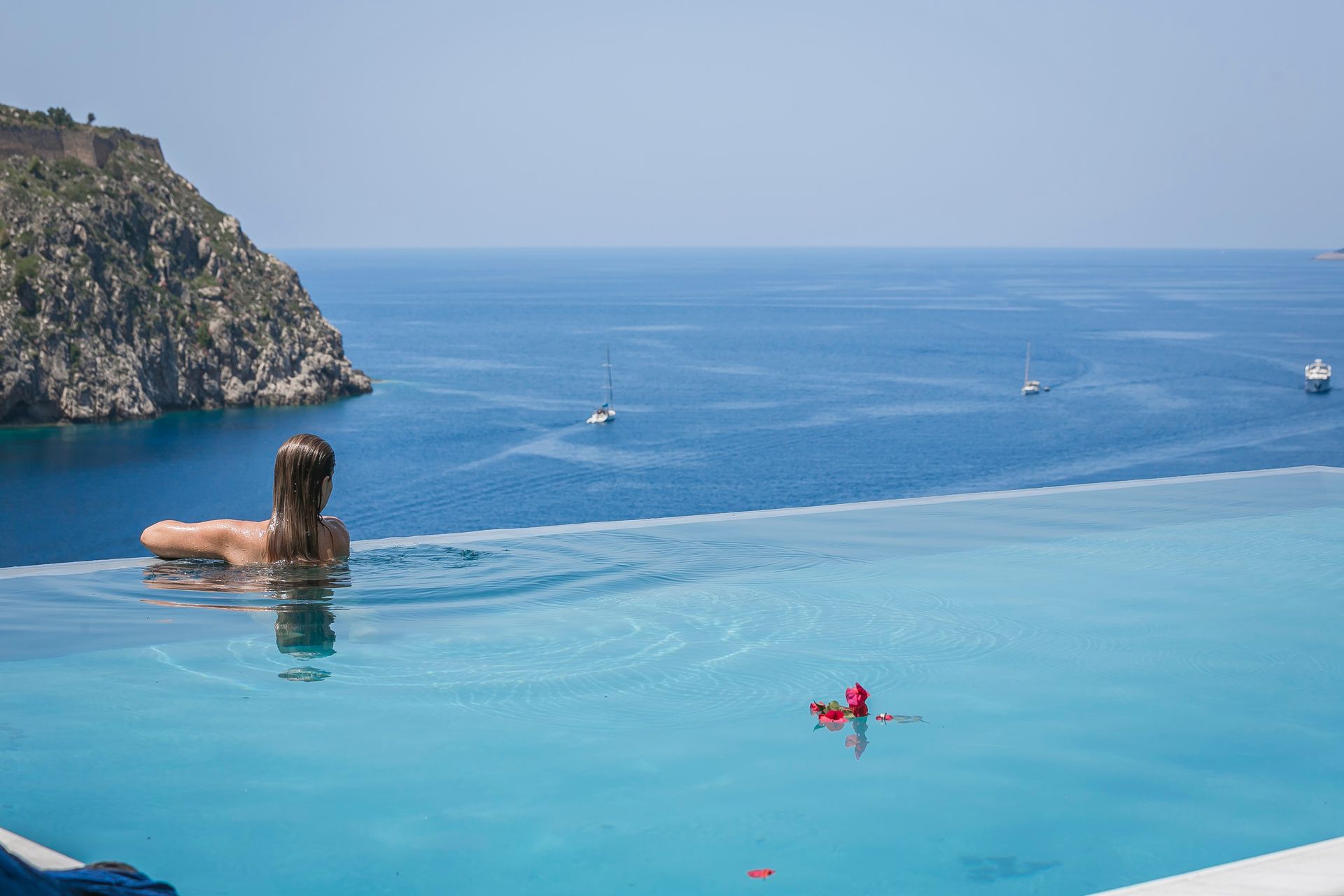 Assos Villas-Braunis Horio Villas