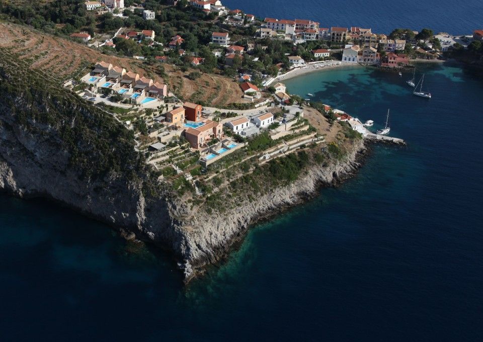 Assos Villas-Braunis Horio Villas