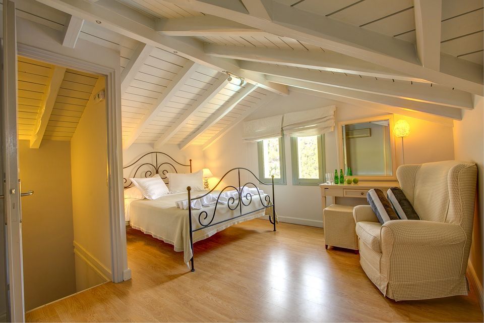 Assos Villas-Braunis Horio Villas