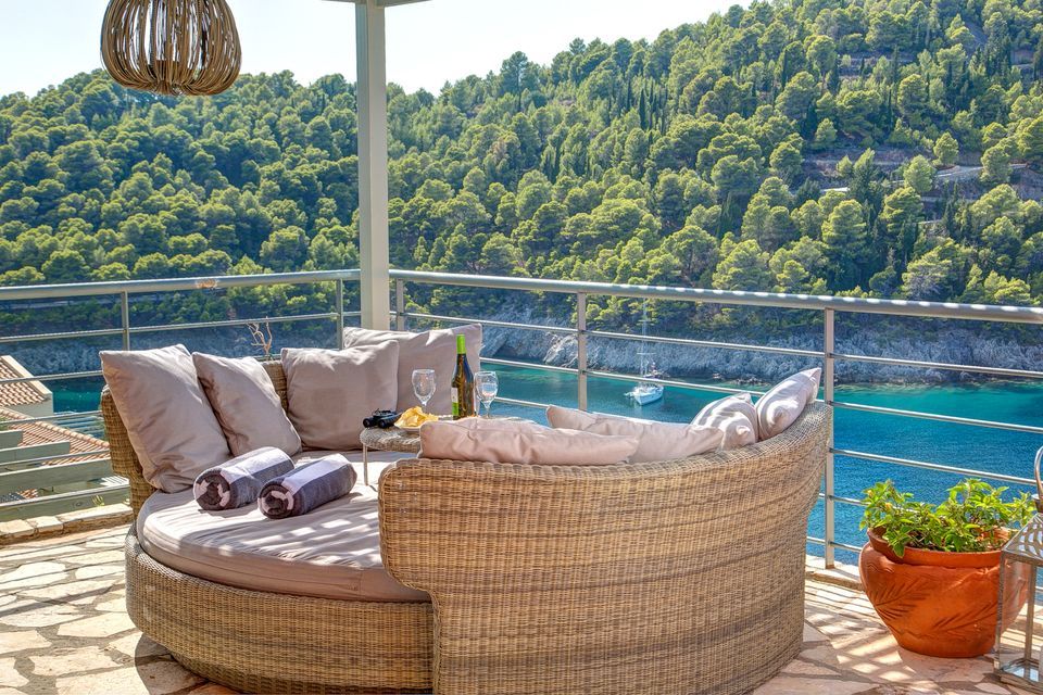 Assos Villas-Braunis Horio Villas