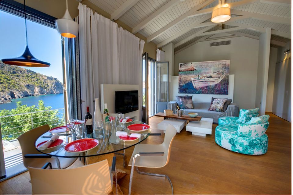 Assos Villas-Braunis Horio Villas