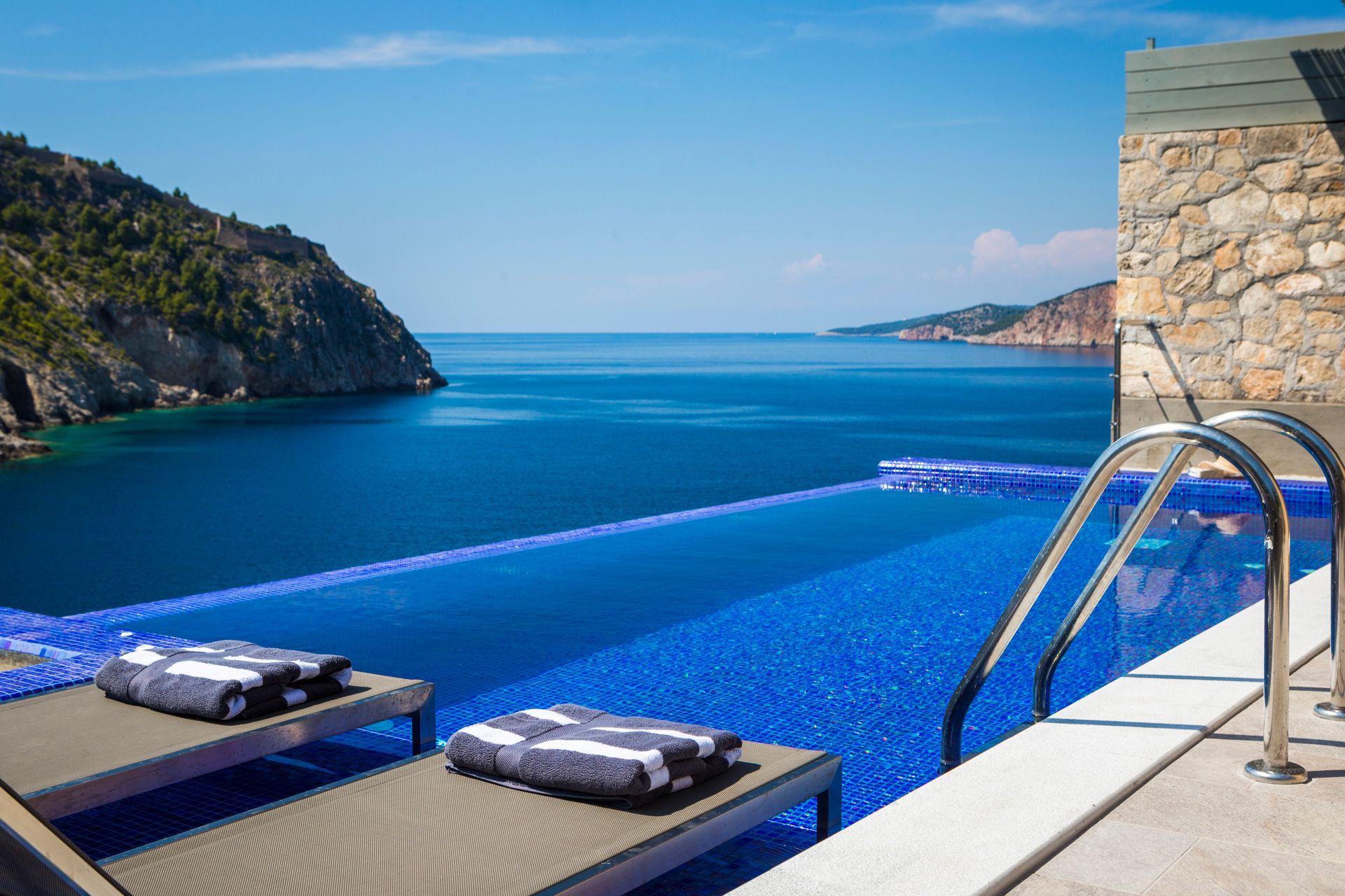 Assos Villas-Braunis Horio Villas