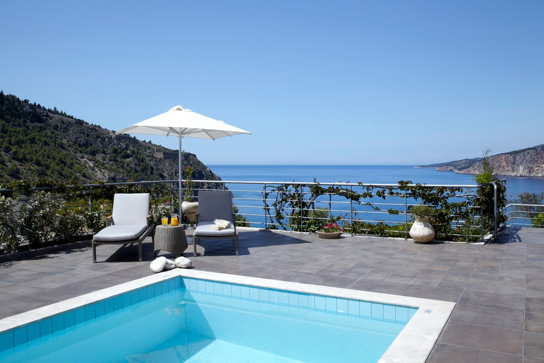 Assos Villas-Braunis Horio Villas