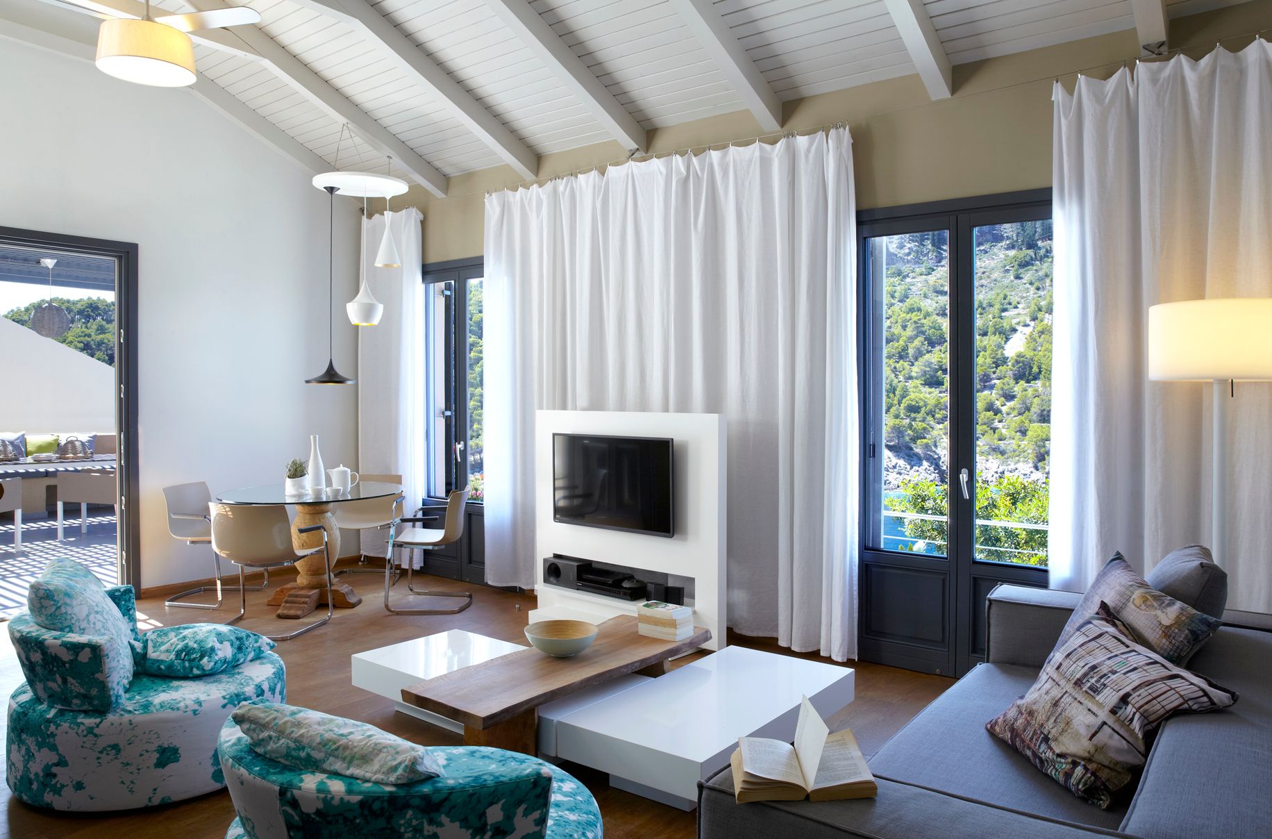 Assos Villas-Braunis Horio Villas