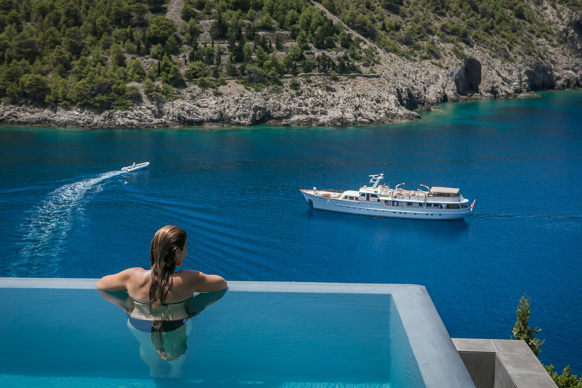 Assos Villas-Braunis Horio Villas