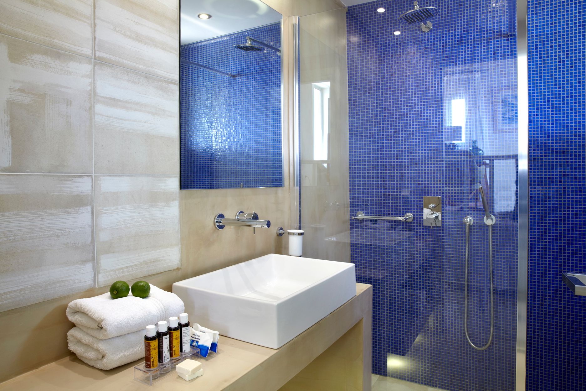 Assos Villas-Braunis Horio Villas