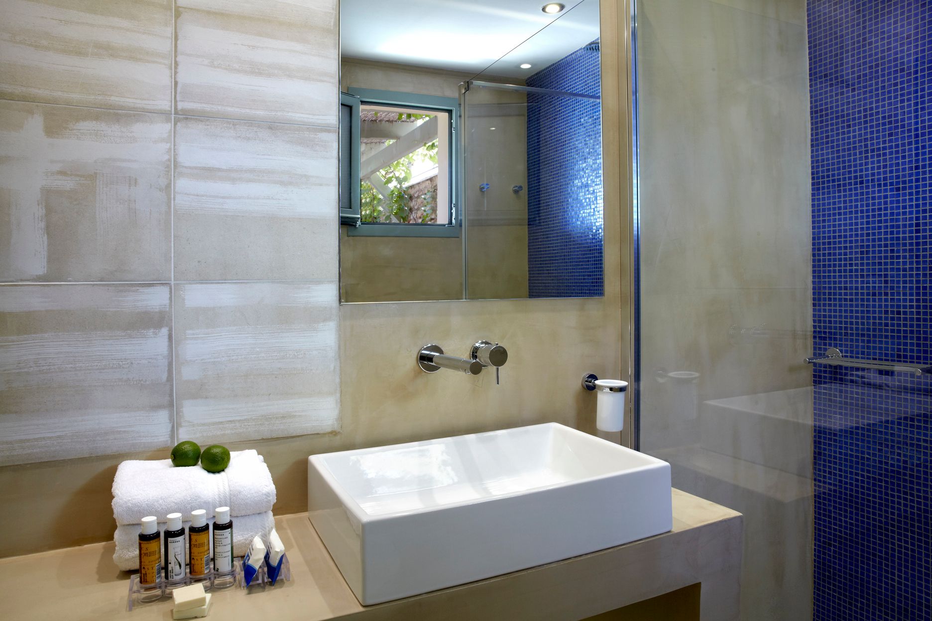 Assos Villas-Braunis Horio Villas