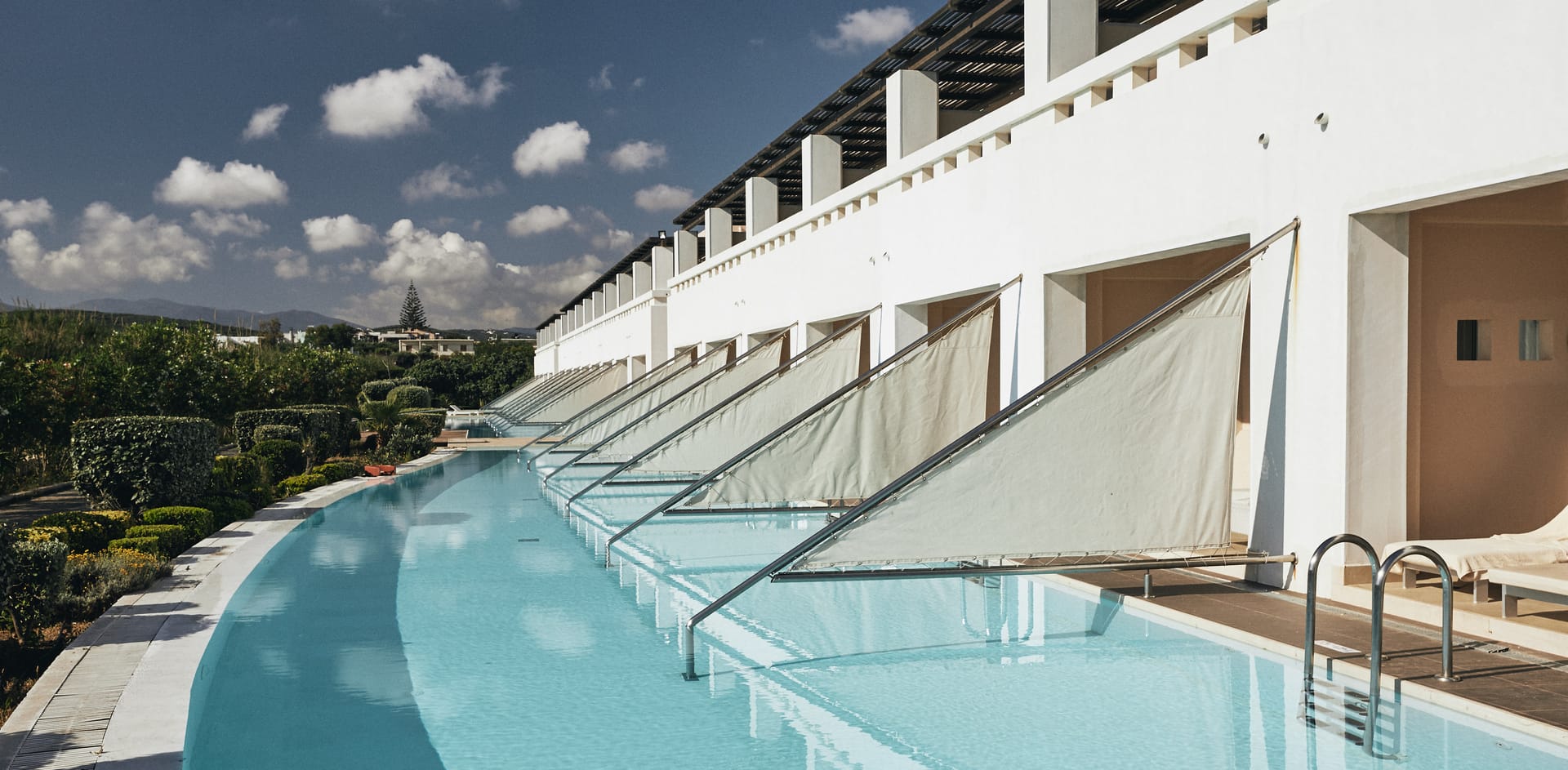 Outdoors Sharing Pools