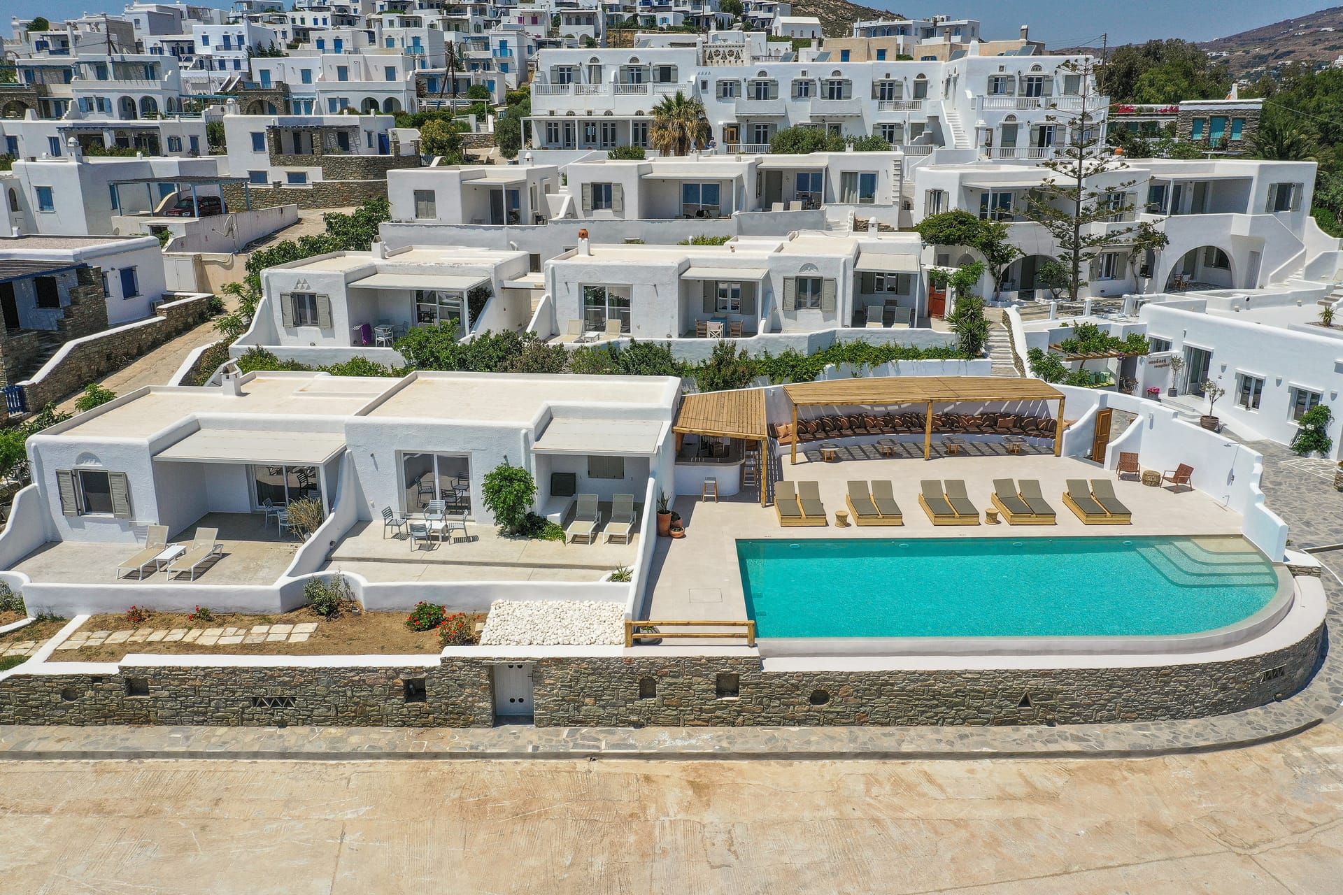 Cavos Bungalows & Studios