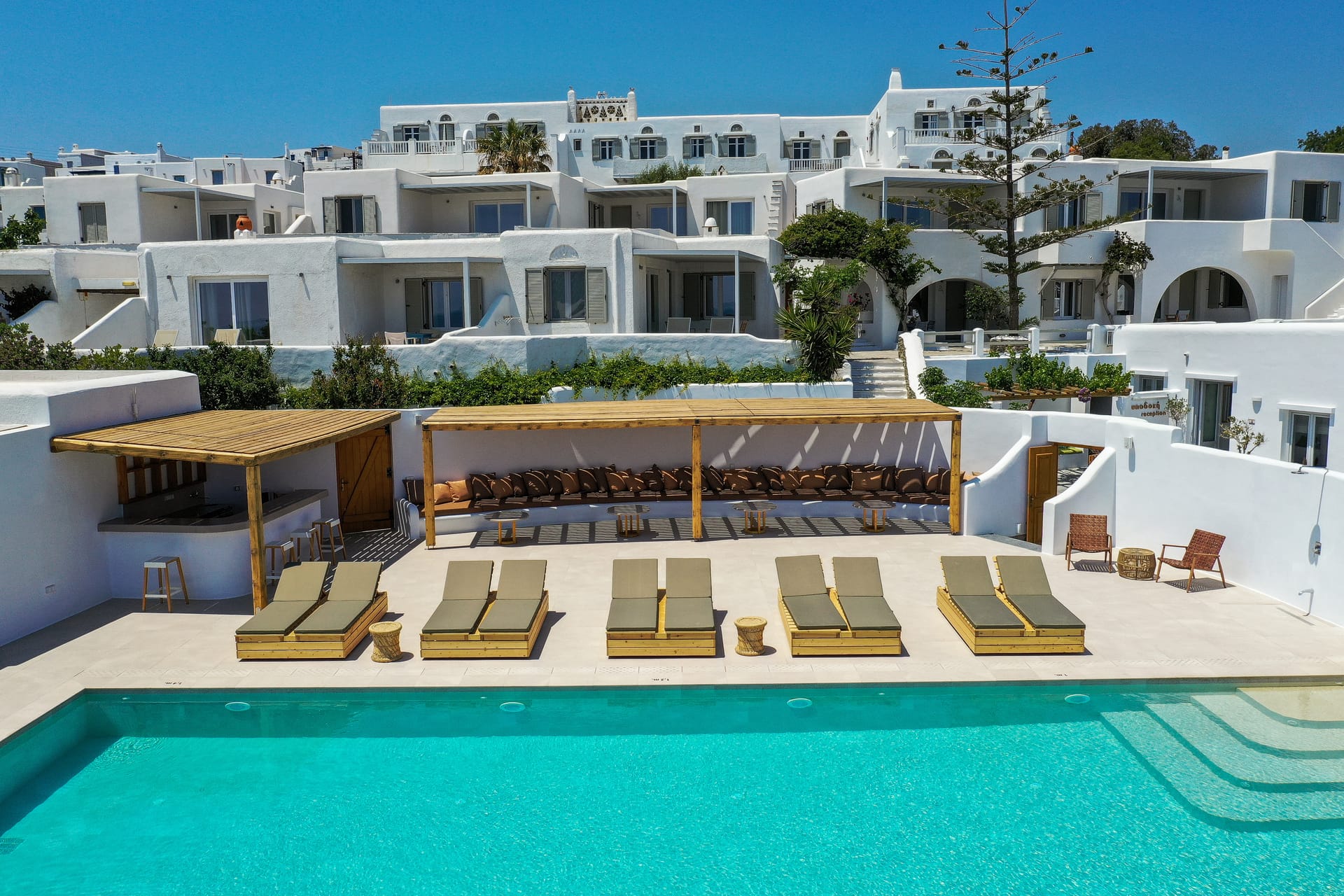 Cavos Bungalows & Studios