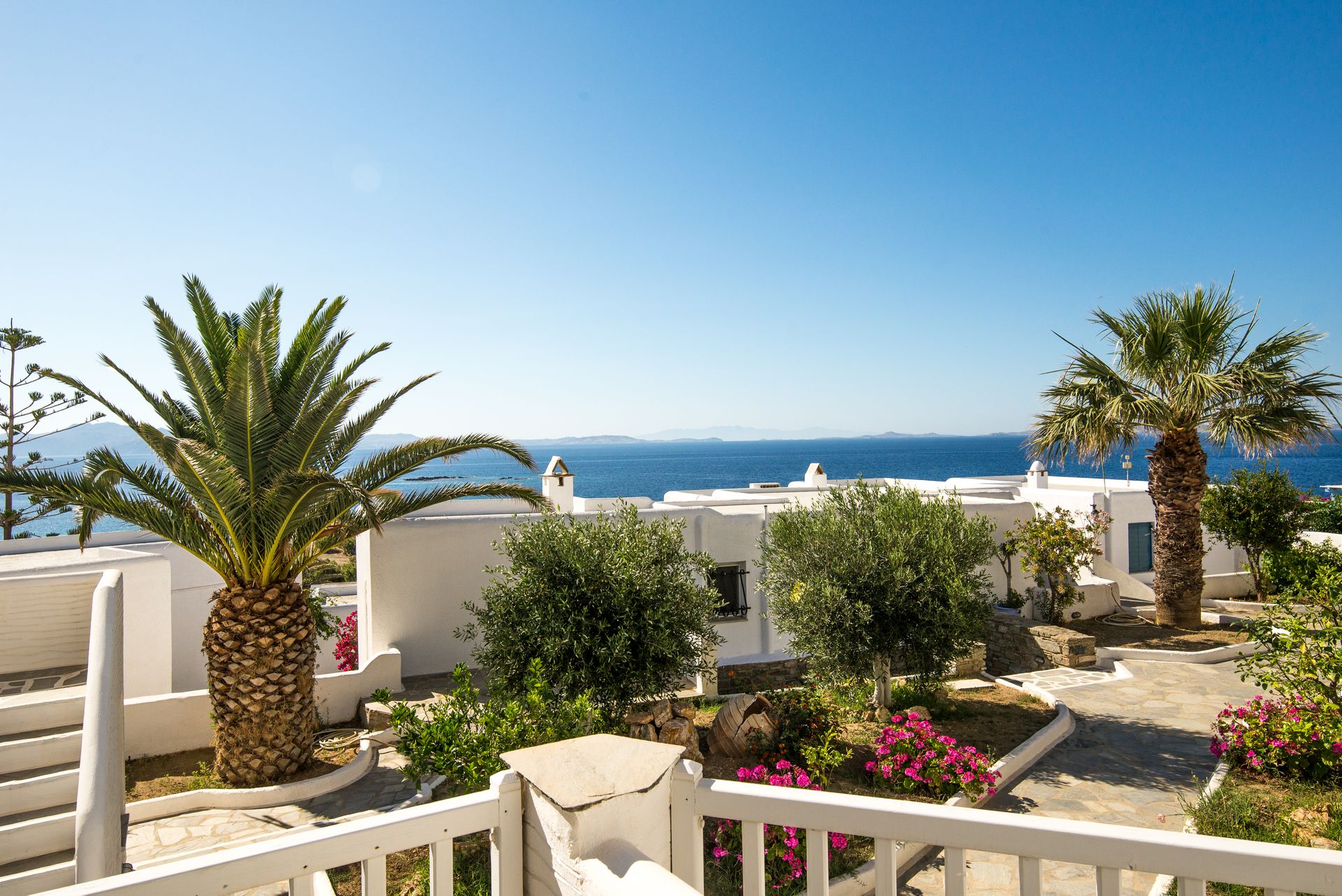 Cavos Bungalows & Studios