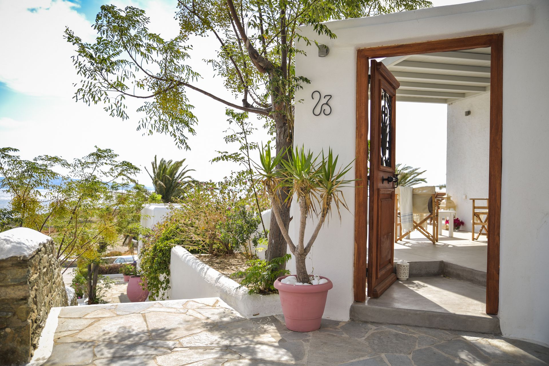 Cavos Bungalows & Studios