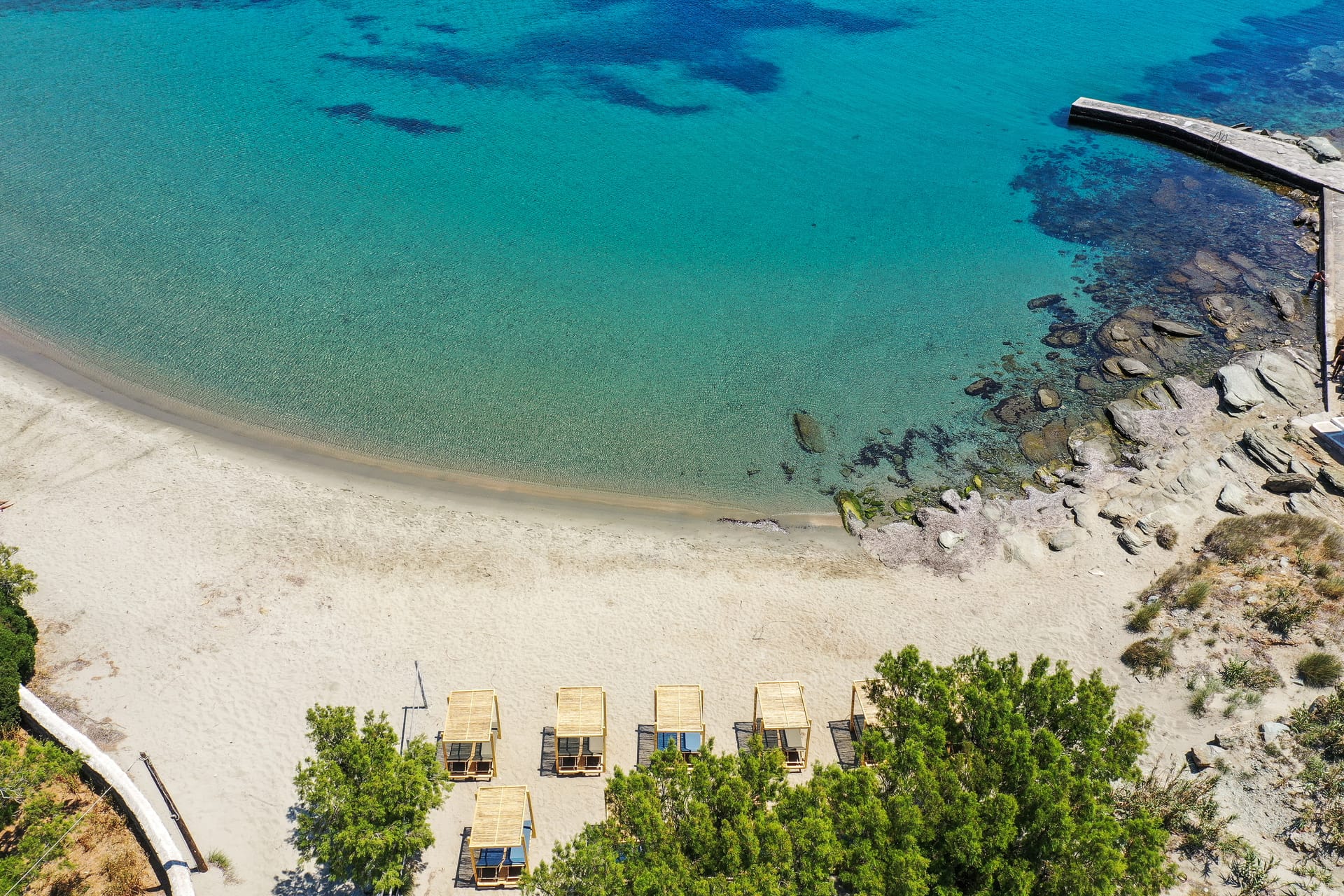 Cavos Bungalows & Studios