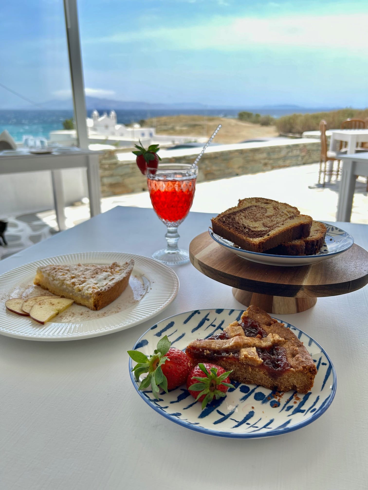 Cavos Bungalows & Studios