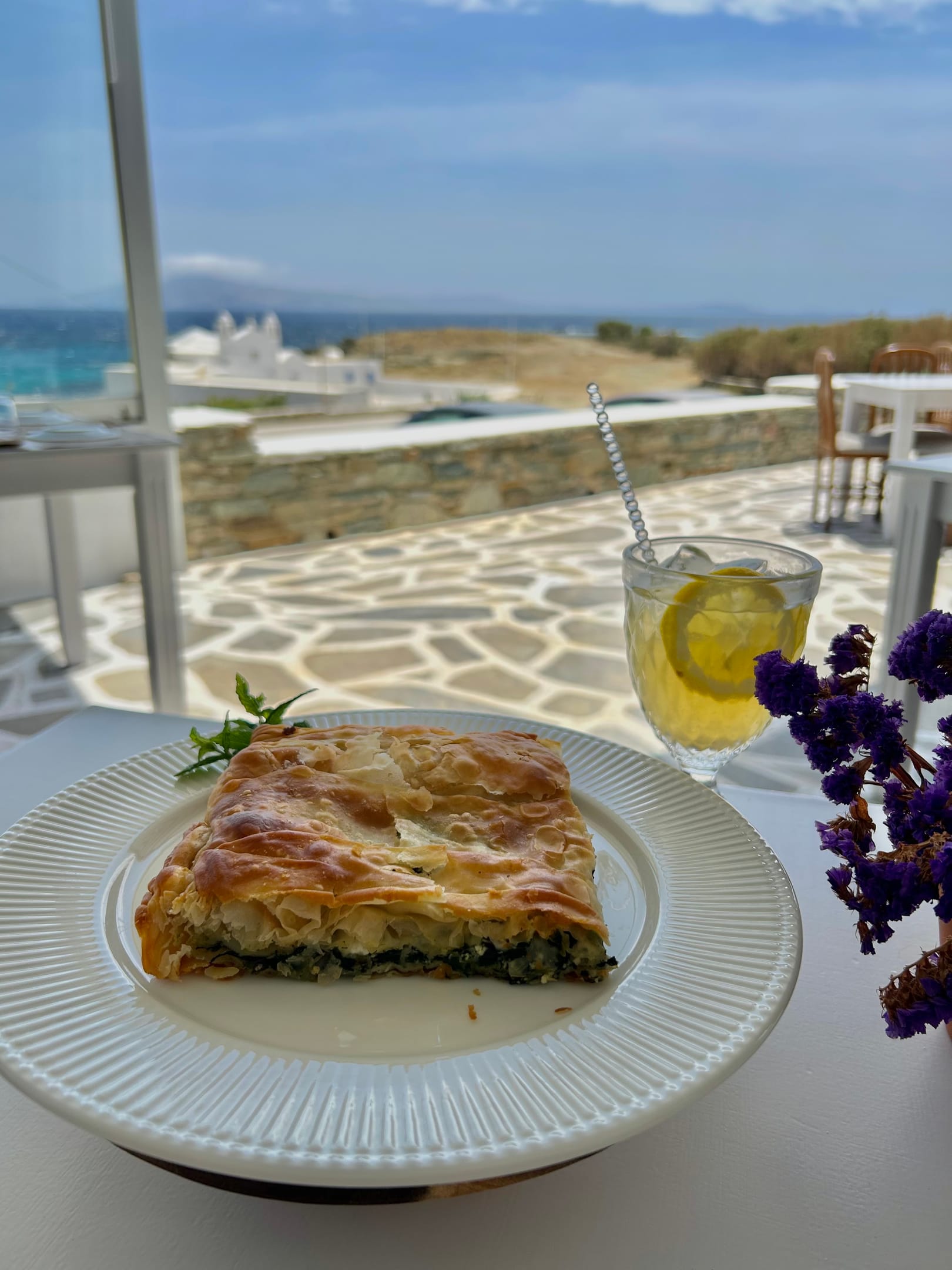 Cavos Bungalows & Studios