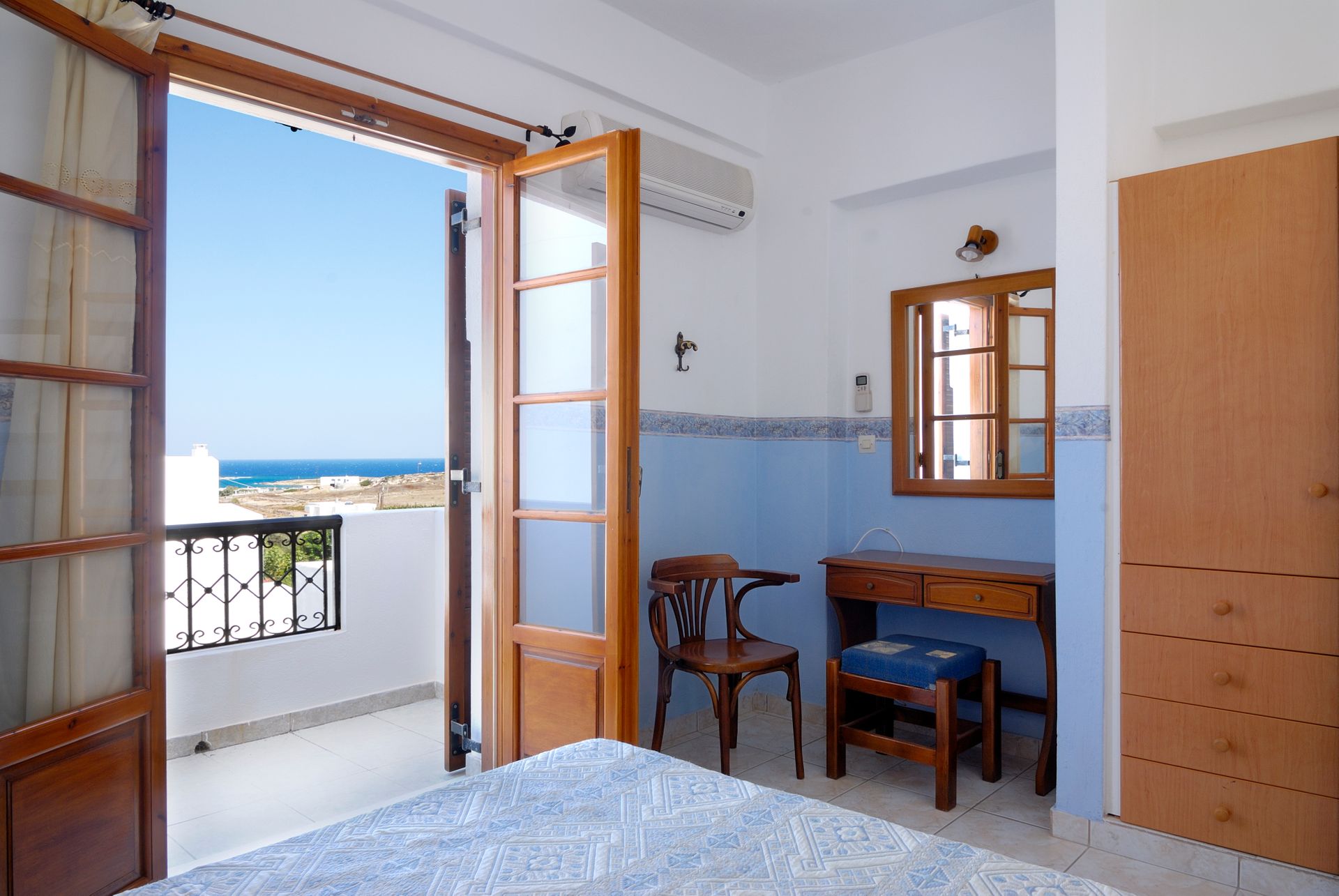 La Celestina Apartments