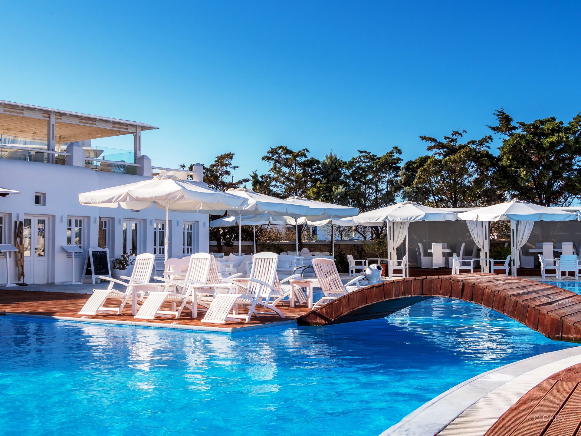 Chora Resort Folegandros