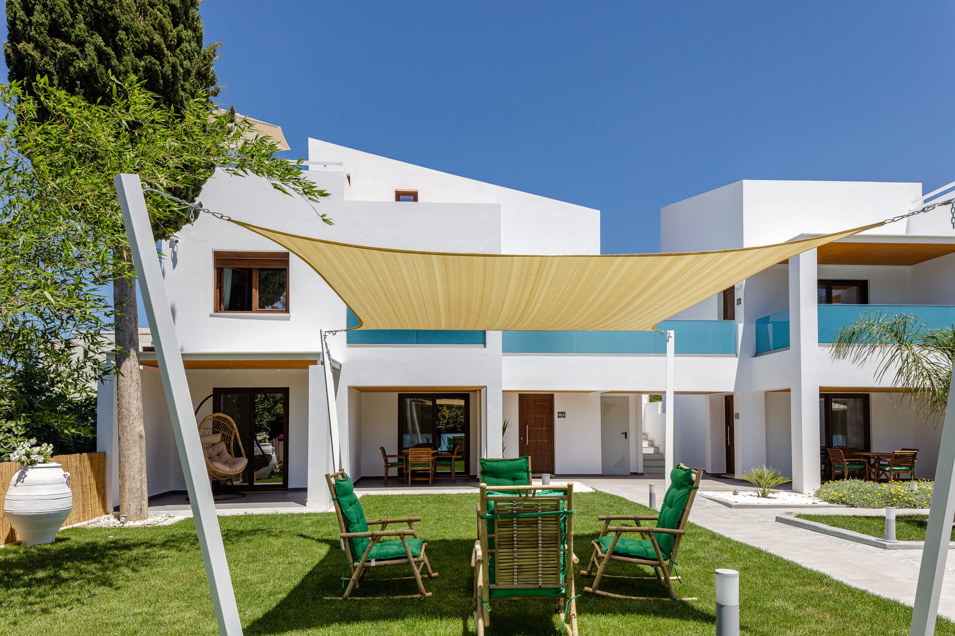 Coconut Palm Paradise