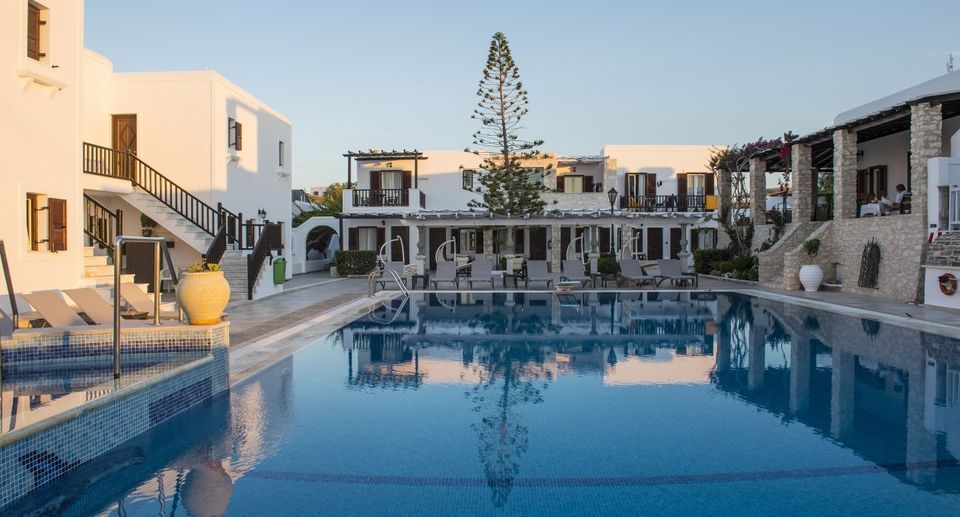 Contaratos Beach Paros