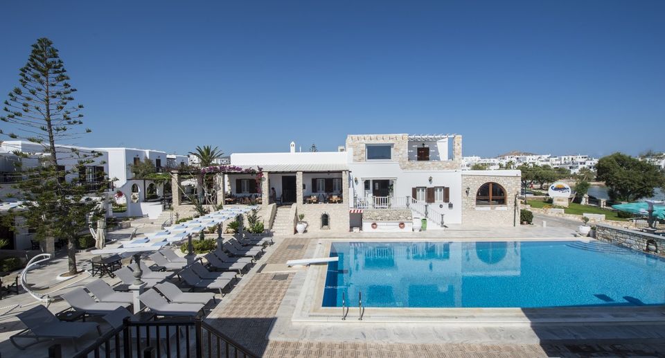 Contaratos Beach Paros