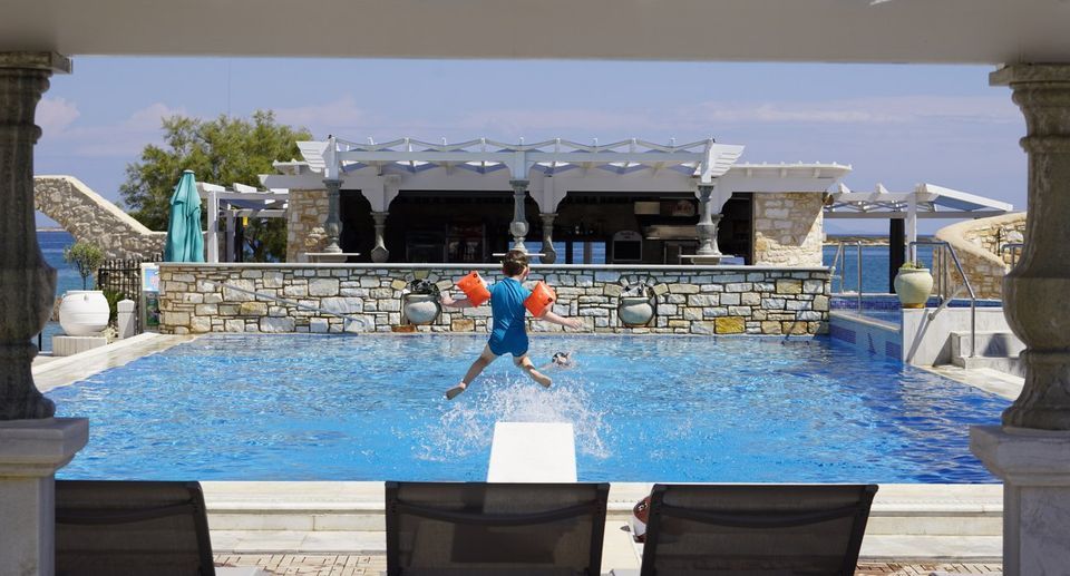 Contaratos Beach Paros