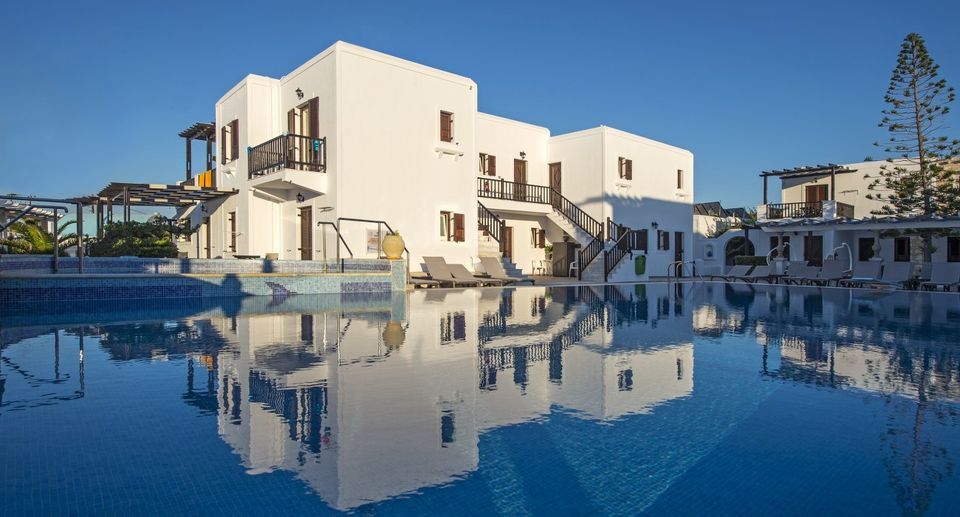 Contaratos Beach Paros