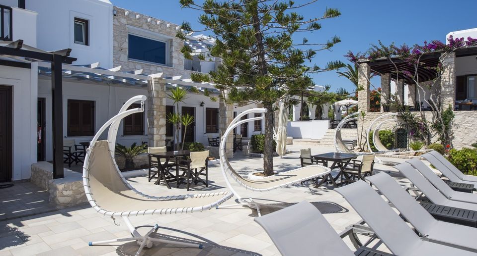 Contaratos Beach Paros
