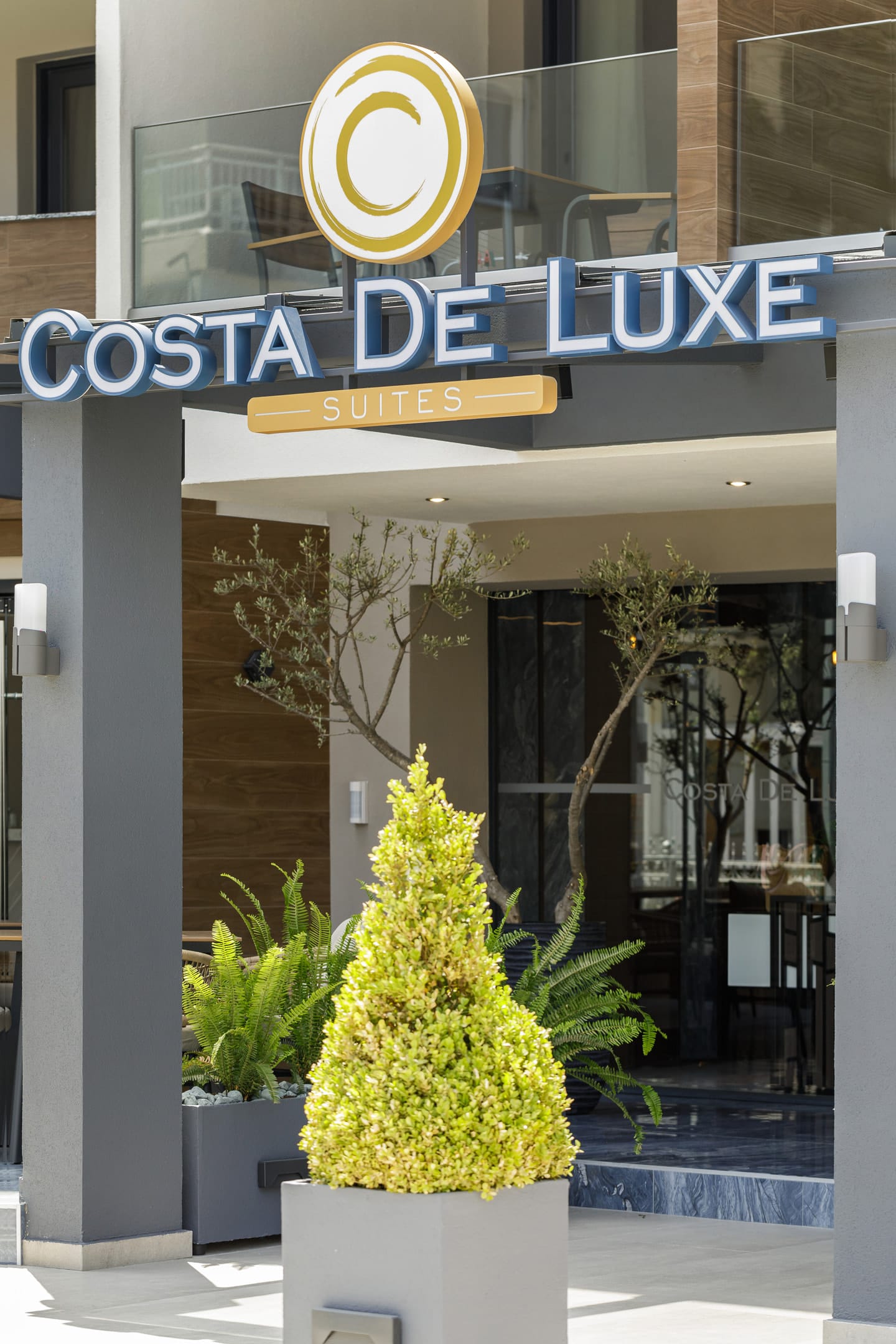 Costa De Luxe Suites