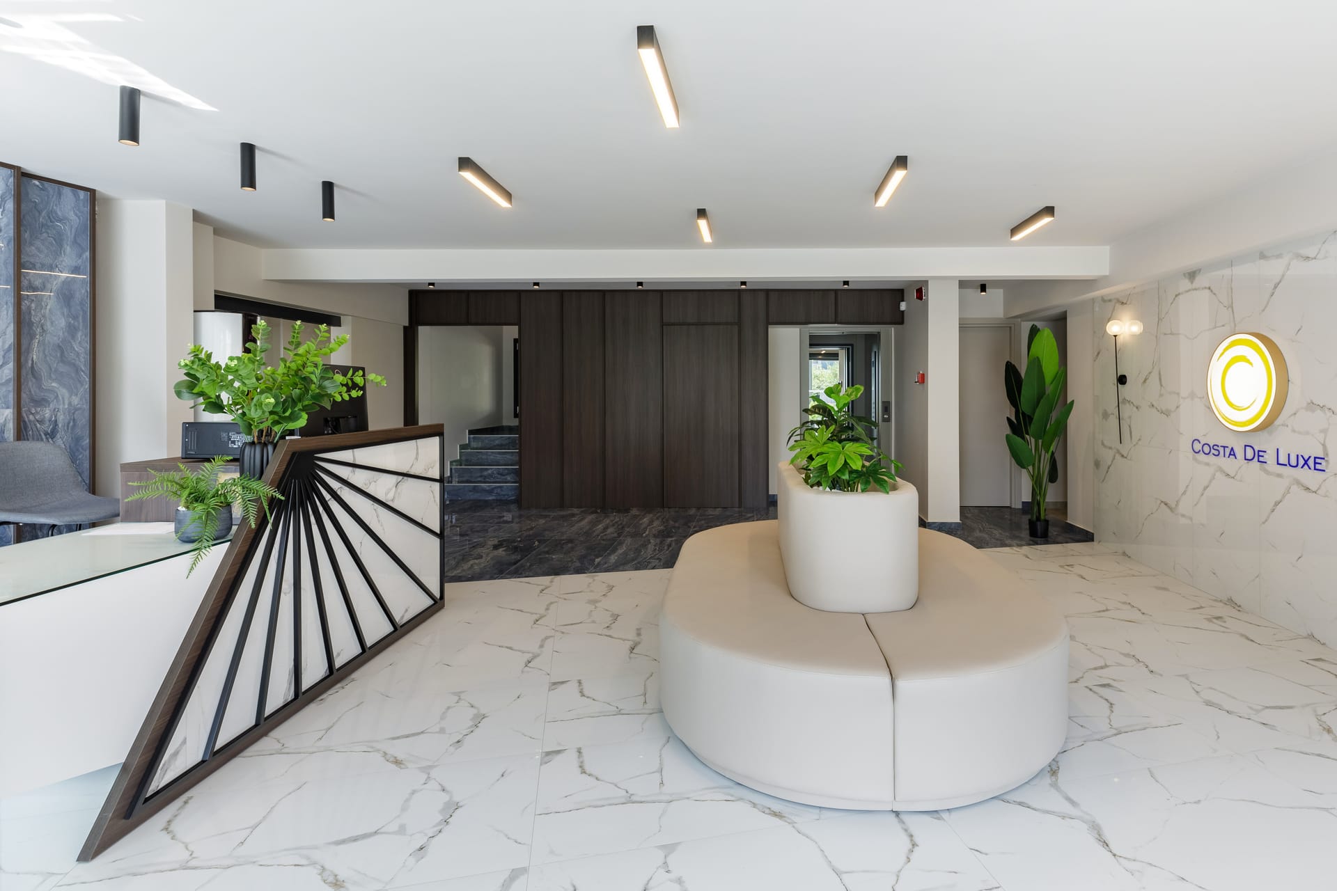 Costa De Luxe Suites