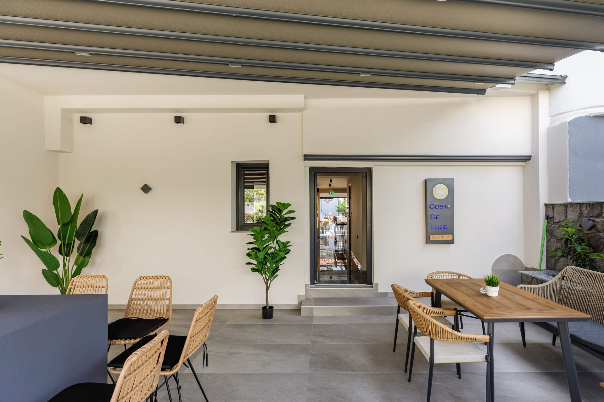 Costa De Luxe Suites