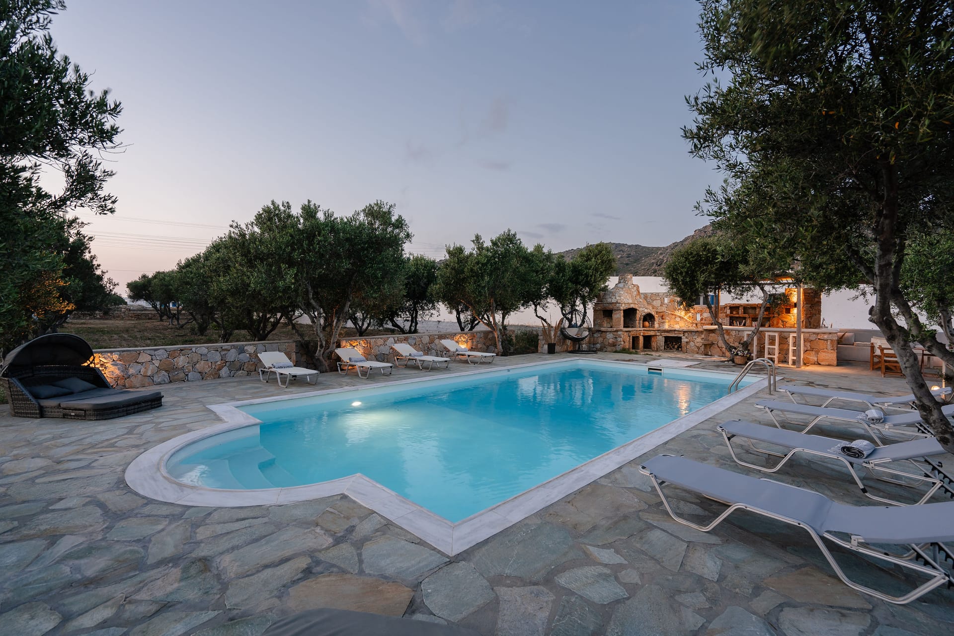 Diamantis Studios Naxos