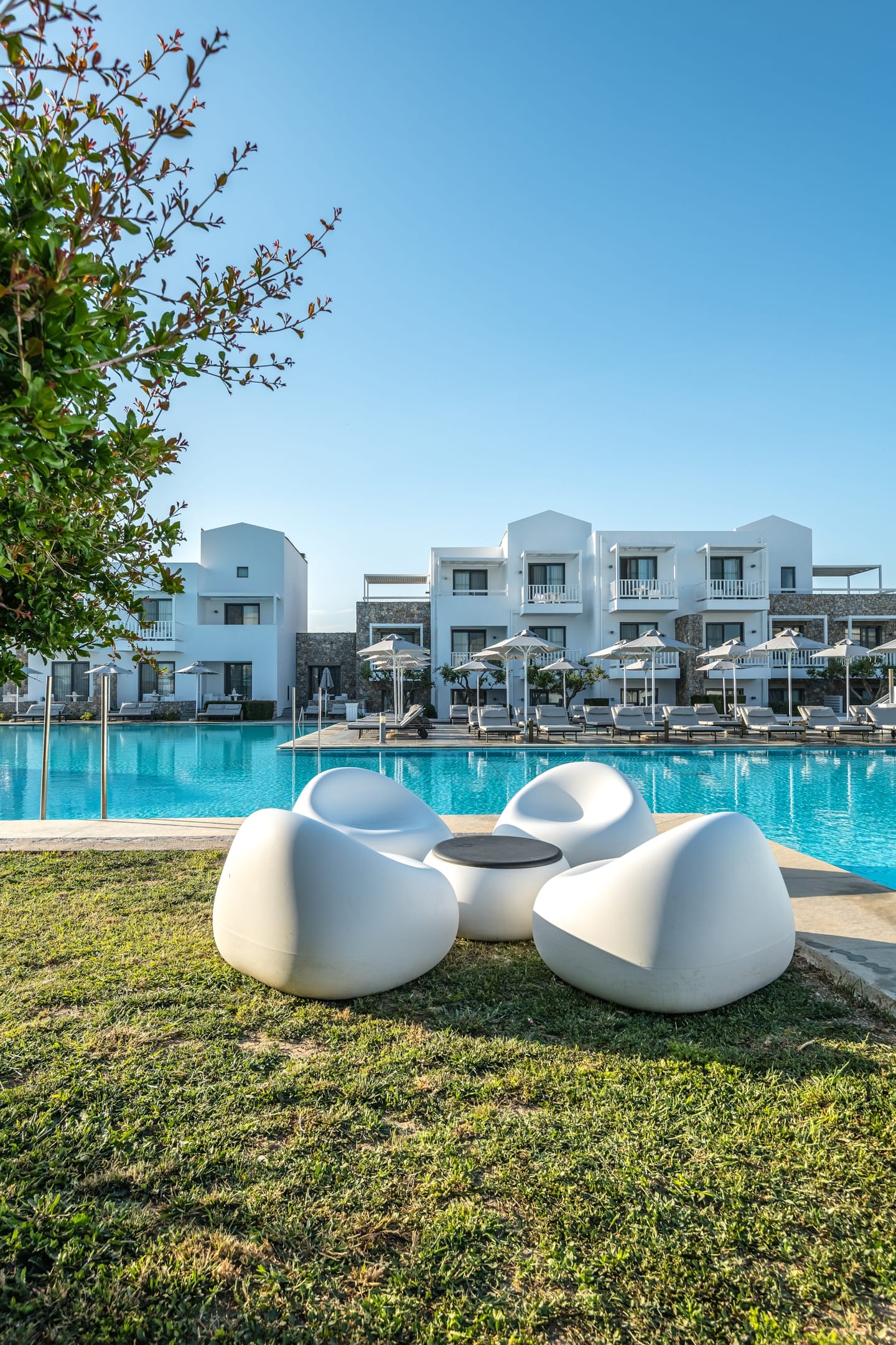 Diamond Deluxe Hotel