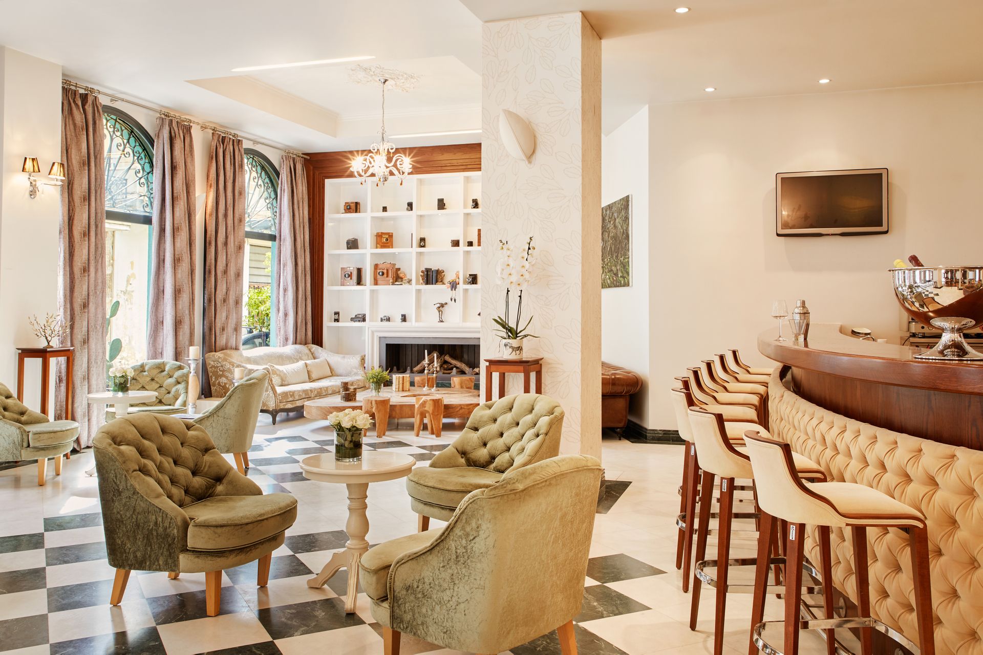 Dioni Boutique Hotel