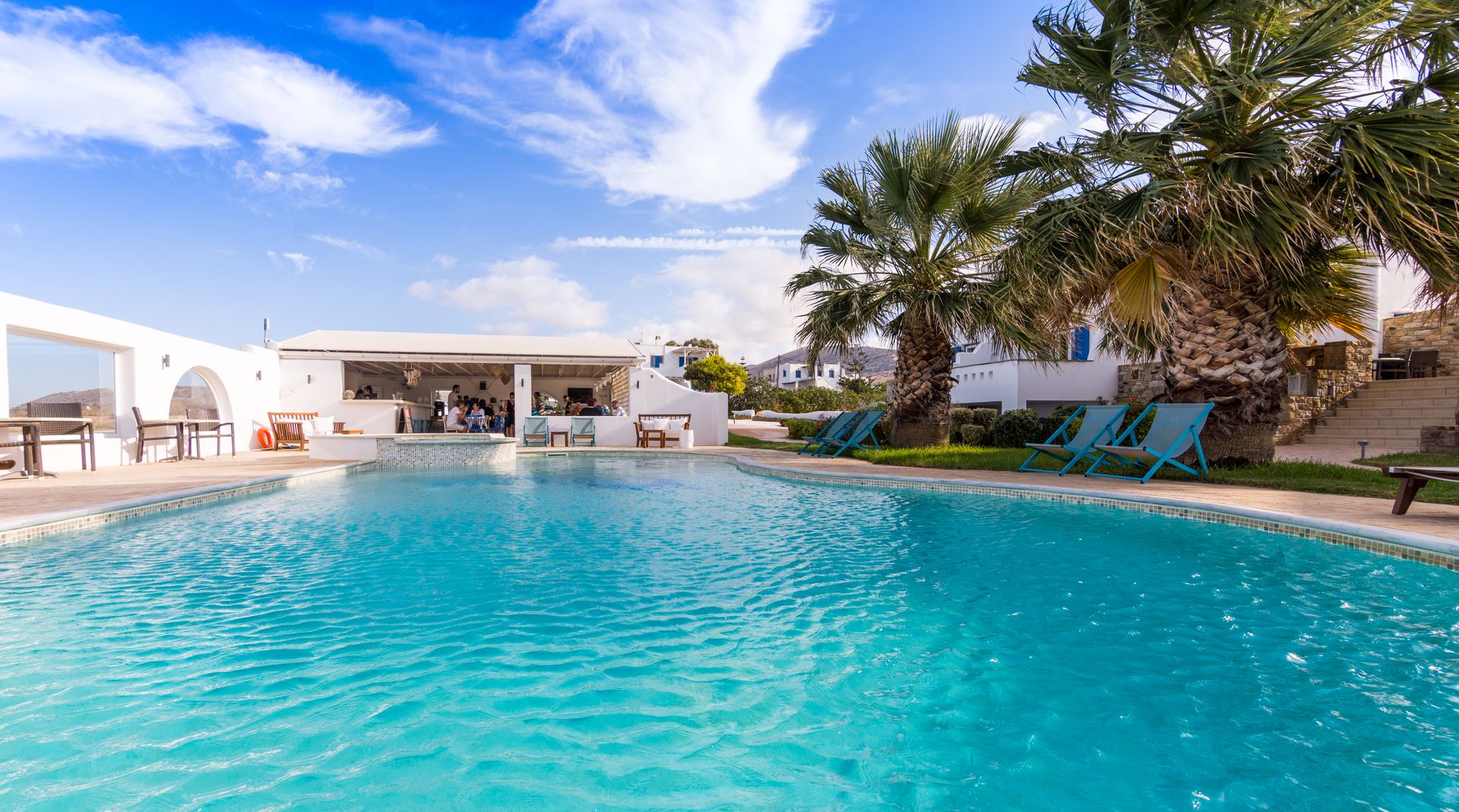 Dolphin Kastraki Studios & Apartments