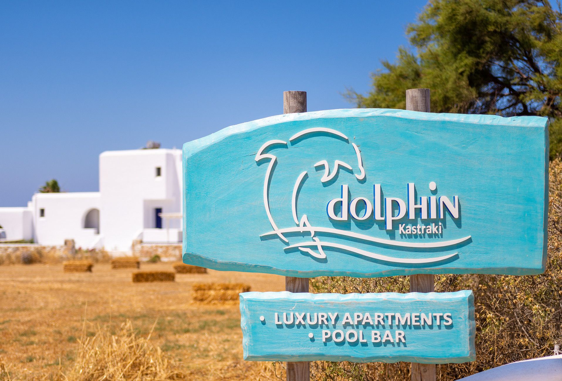 Dolphin Kastraki Studios & Apartments