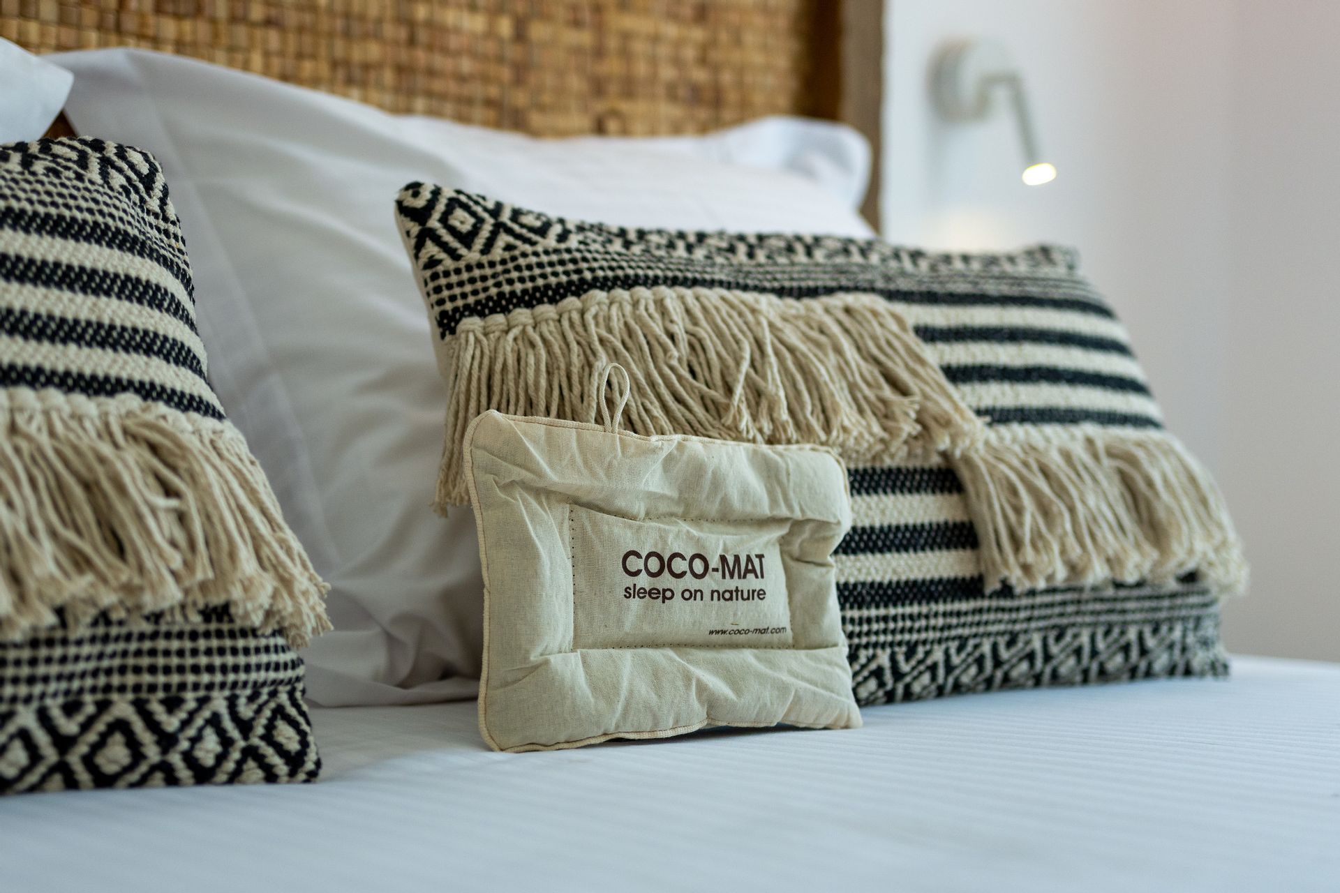 Dolphin Kastraki Studios & Apartments