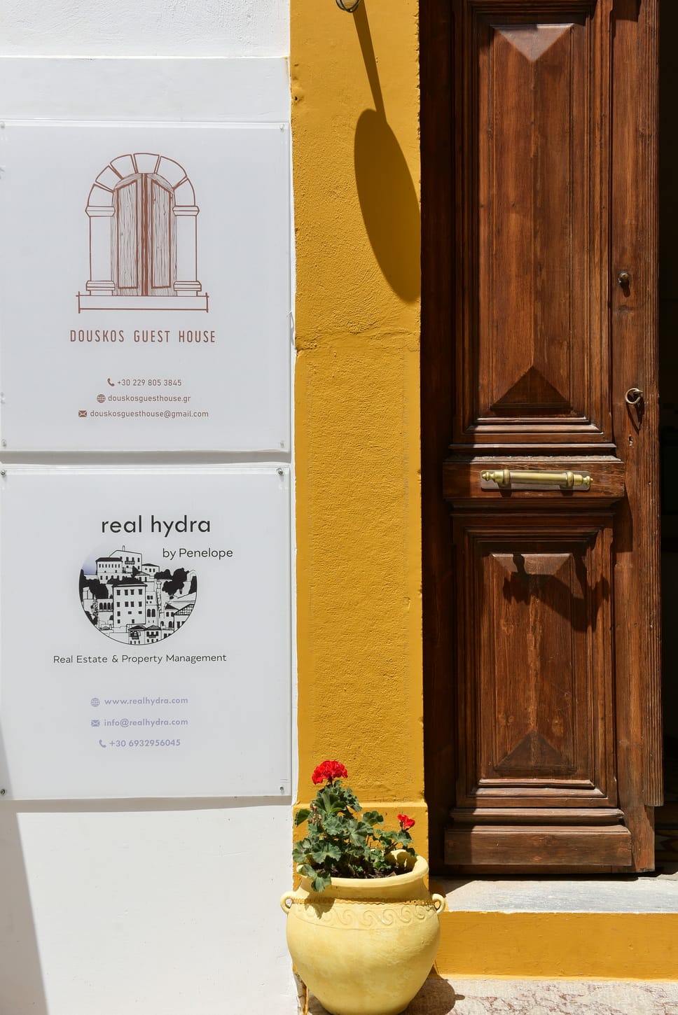 Douskos Guest House Hydra