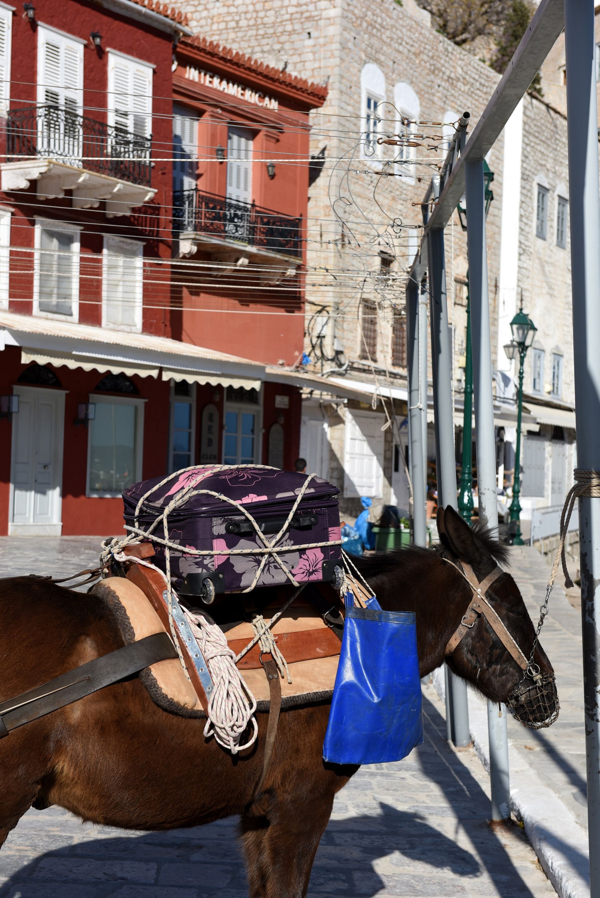 Douskos Port House Hydra