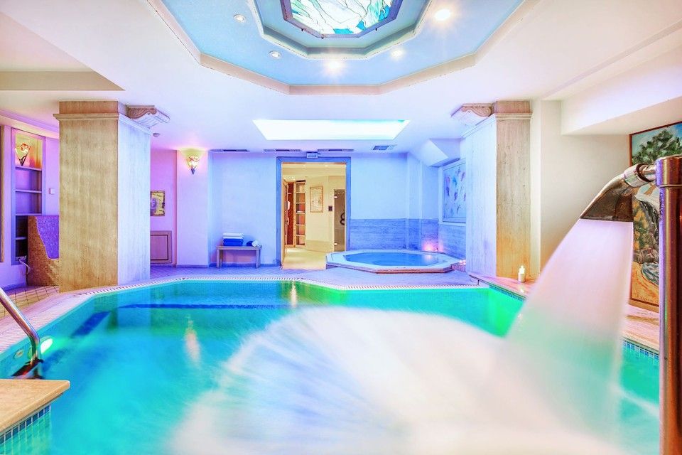 Wellness Fitness Center, pool