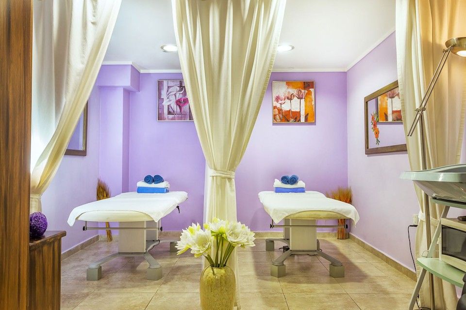 Wellness Fitness Center, massage