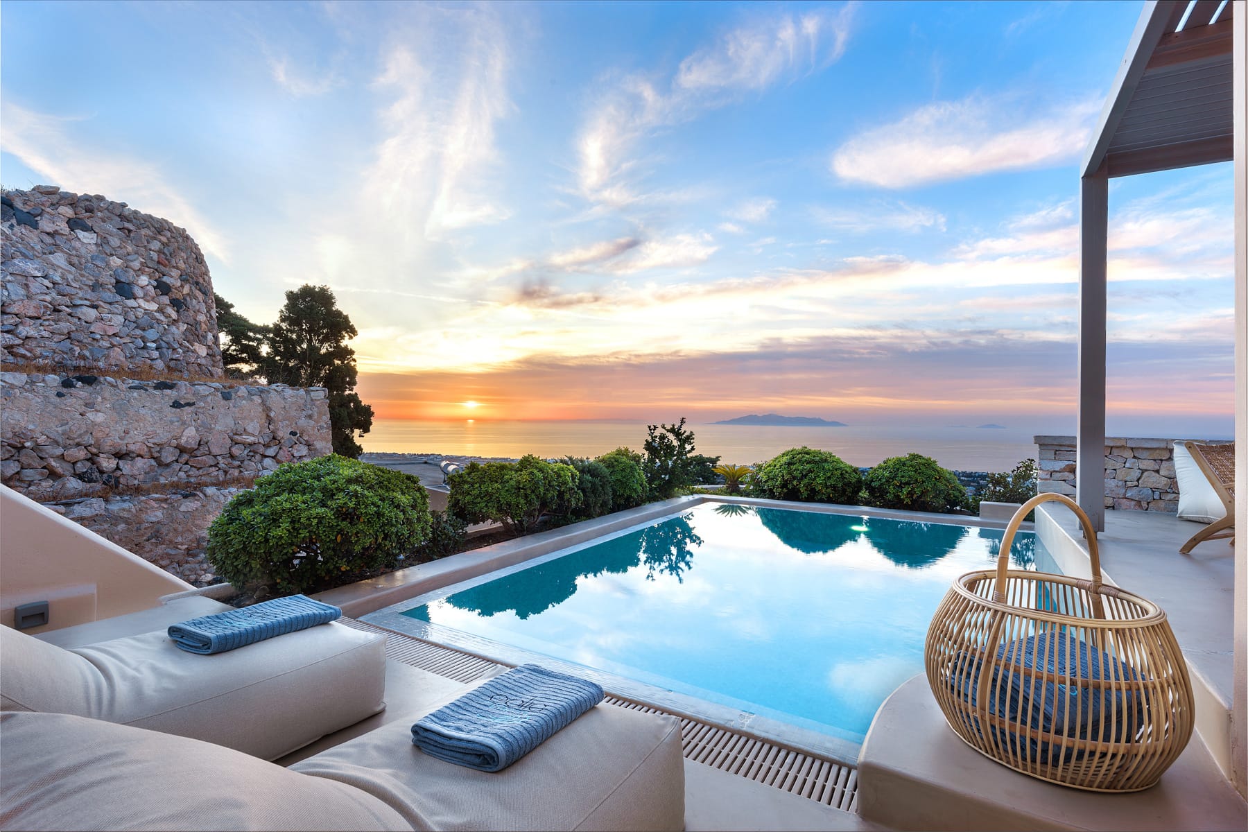 Eolia Villas Santorini