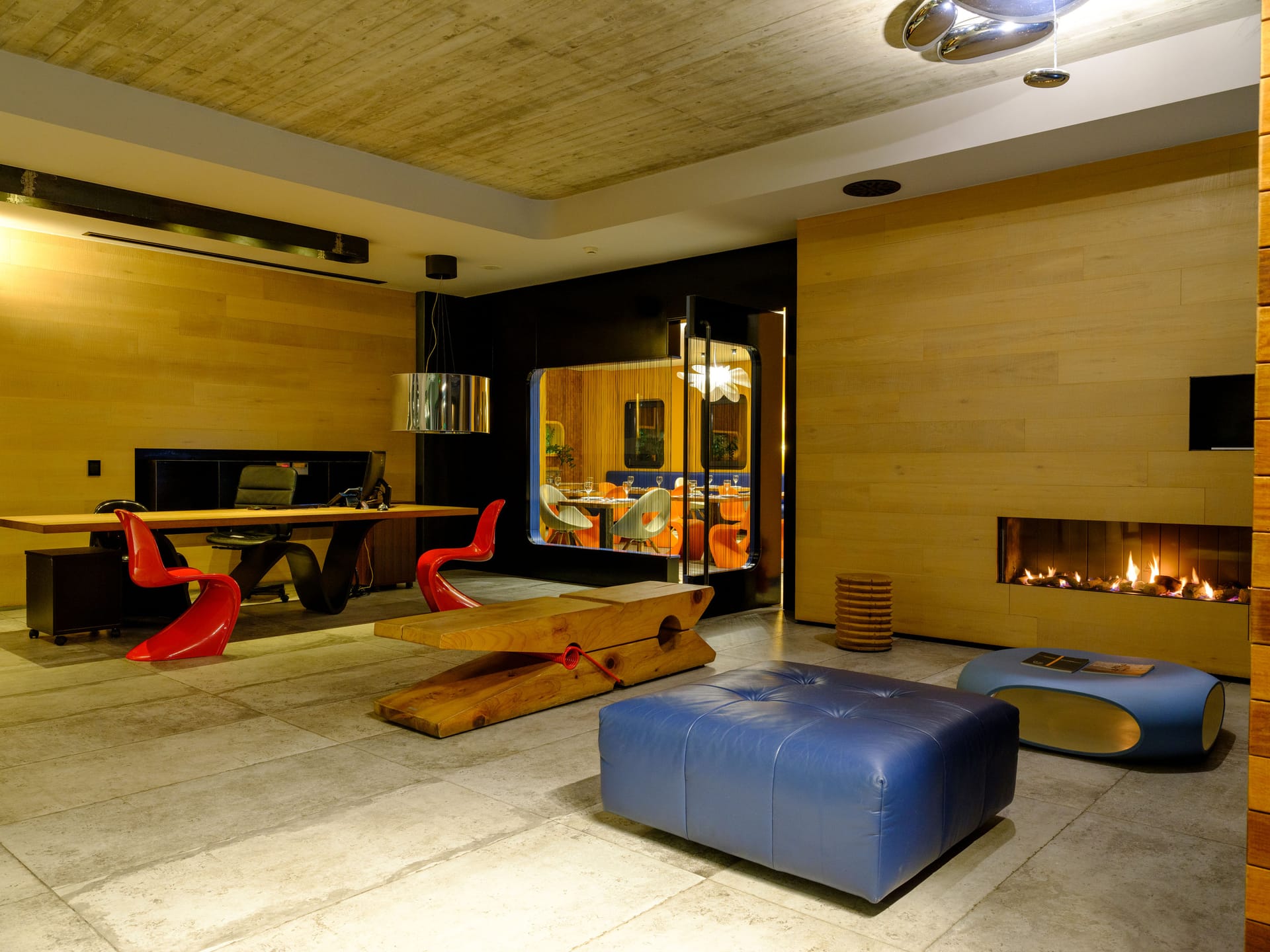 Essence Living Hotel - Lobby - Reception