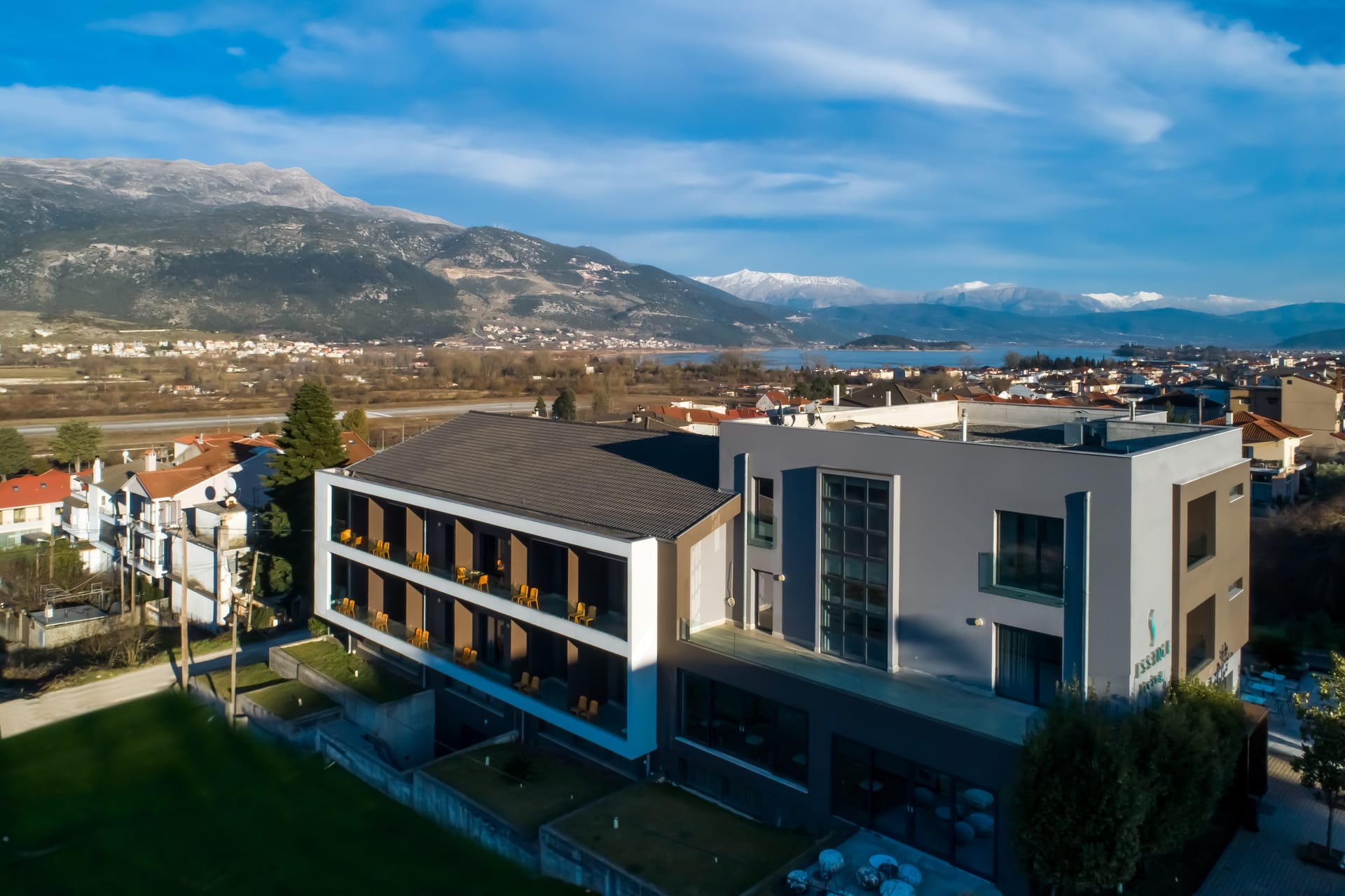 Essence Living Hotel